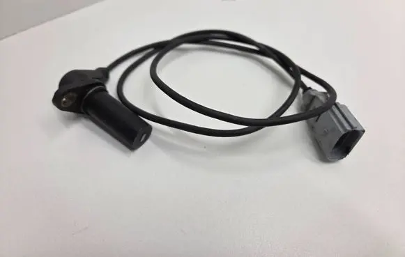 Audi A6 Allroad C5 Crankshaft speed sensor 