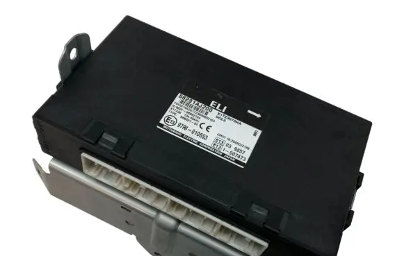 Subaru Outback Engine control unit/module 88281AJ200 X1T23073HA 97RI010653
