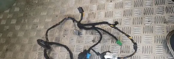 Volvo V50 Front door wiring loom 996665110