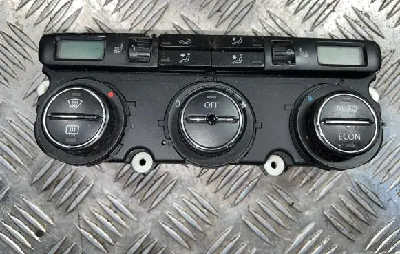 Volkswagen Touran I Climate control unit