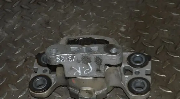 Jaguar E-Pace Engine mount bracket EJ327M121AD