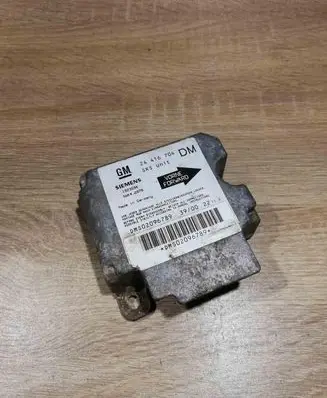 Opel Zafira A Airbag control unit/module 24416704