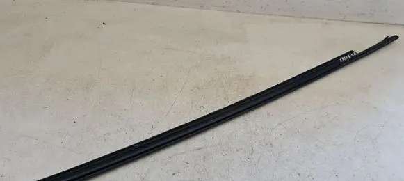 Toyota Yaris Rear door glass trim molding 850RL