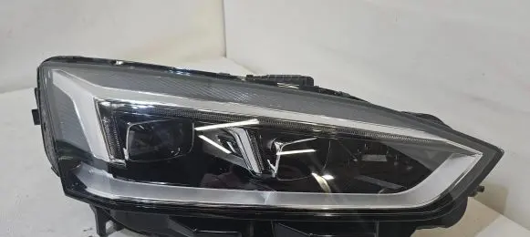 Audi A5 Headlight/headlamp 8W6941034D