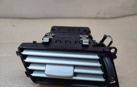 Dashboard side air vent grill/cover trim