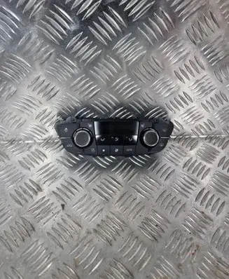 Opel Insignia A Climate control unit 13273098