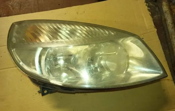 Renault Scenic II - Grand scenic II Headlight/headlamp