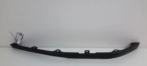 Front bumper lip