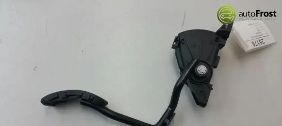 Audi A8 S8 D3 4E Accelerator throttle pedal 4E2723523F