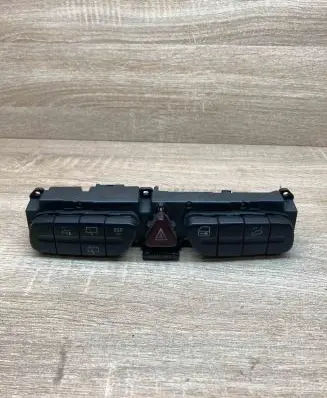 Mercedes-Benz C W203 Hazard light switch 2038210851