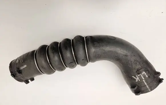 Audi A6 S6 C6 4F Intercooler hose/pipe 4F0145738F