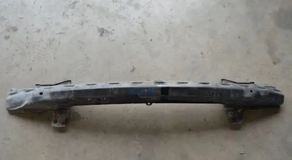 Volkswagen Golf IV Front bumper cross member 1J0806635 VW50111ST