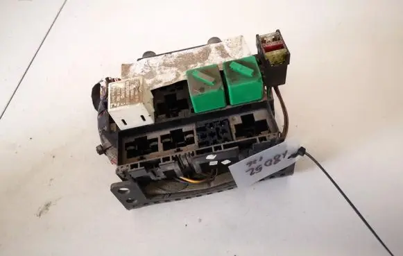 Mazda 121 SM Fuse box set 94fg14a073aa