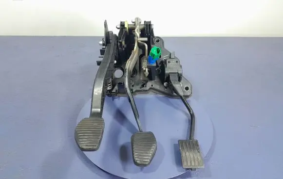Peugeot 508 RXH Accelerator throttle pedal 9666871580