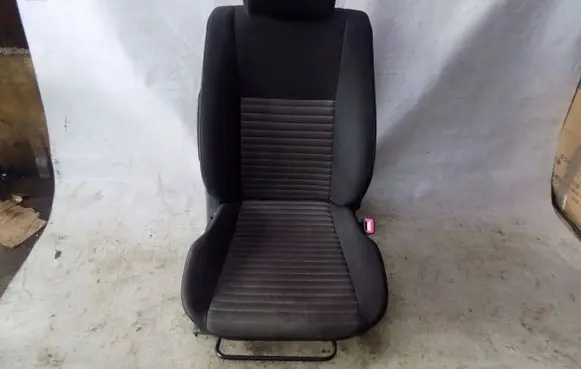 Suzuki SX4 Front passenger seat 9531079dfdfgrd4