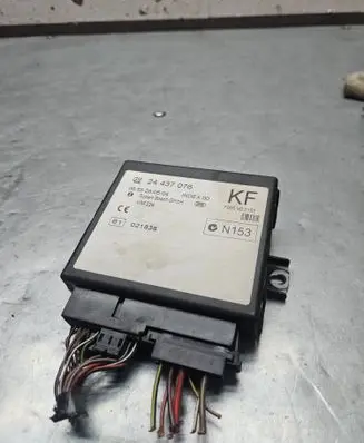 Opel Zafira A Comfort/convenience module 24437076 021838 F005V00155