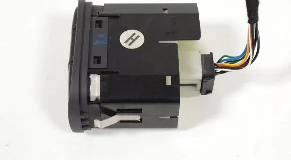 BMW 6 F12 F13 Light switch 2R8311654