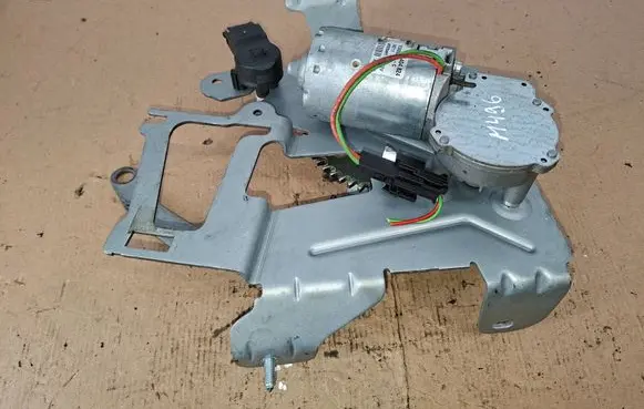 Mercedes-Benz CLS C219 Tailgate/trunk/boot lift motor 404824 E5000016C 091014