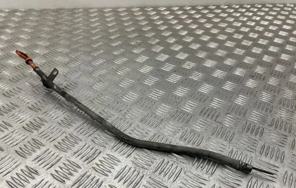 Honda CR-V Oil level dip stick 