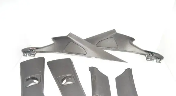 Other sill/pillar trim element