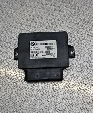 BMW 5 F10 F11 Hand brake control module 6854856 32620264A 23122010