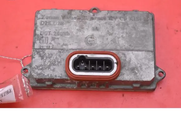 Opel Vectra C Voltage converter/converter module 5DV008290-00
