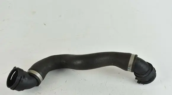 Mercedes-Benz C W205 Engine coolant pipe/hose a2055017484
