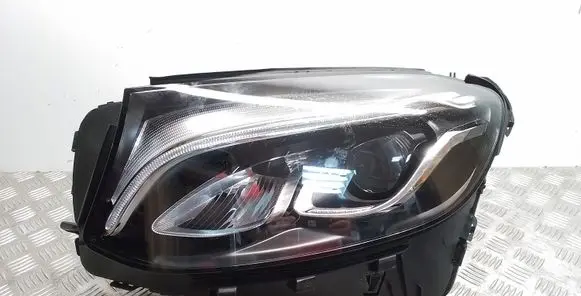 Mercedes-Benz GLC X253 C253 Headlight/headlamp A2539065301