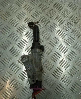 Volkswagen PASSAT B5.5 Ignition lock 4B0905851G