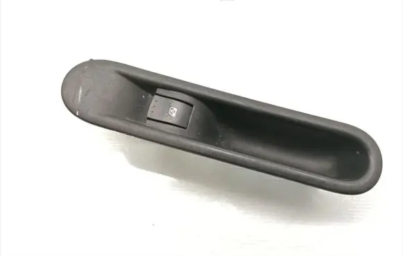 Renault Espace - Grand espace IV Electric window control switch 8200327947