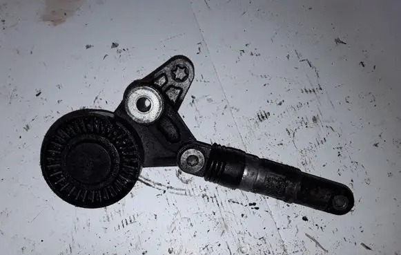Audi A6 S6 C6 4F Generator/alternator belt tensioner 059145201F F23568906