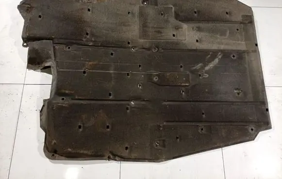 Honda Civic IX Engine splash shield/under tray 