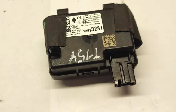 Chevrolet Camaro Door central lock control unit/module 13523281