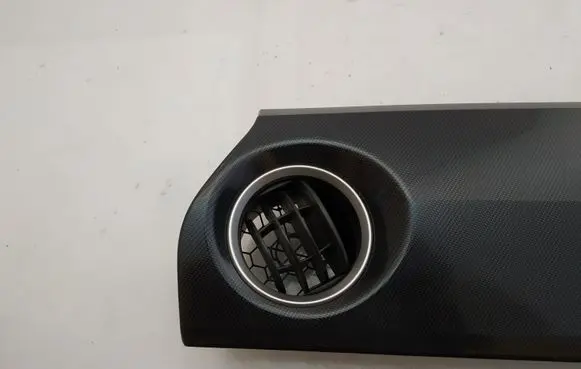 Toyota Auris E180 Dashboard glove box trim