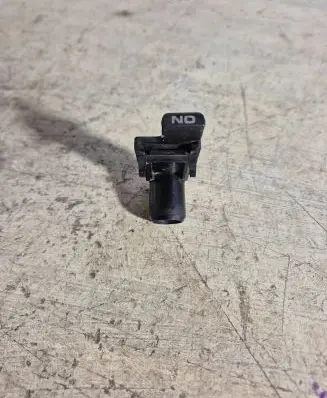 Skoda Fabia Mk1 (6Y) Vacuum valve 6Y0816355 Vj6