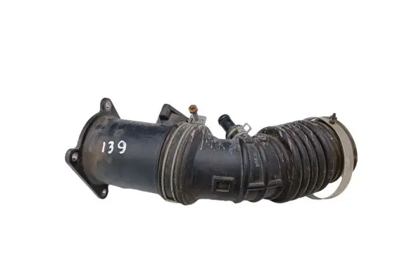 Hyundai ix20 Turbo air intake inlet pipe/hose 30530