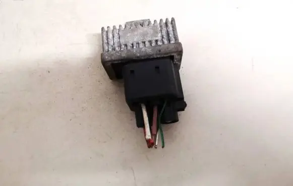 Renault Kangoo I Glow plug pre-heat relay 7700115078