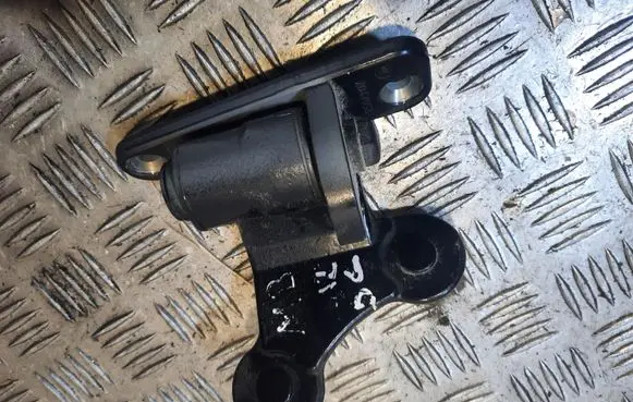 Mercedes-Benz E W212 Rear door lower hinge A047058