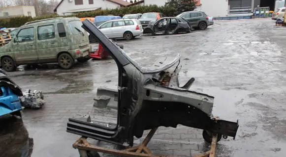 Volkswagen Tiguan Front piece kit 5781317