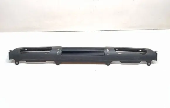 BMW 1 E82 E88 Rear air vent grill 6962891 51466962891