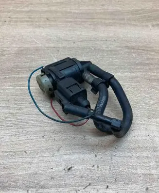 Volkswagen PASSAT B6 Turbo solenoid valve 1K0906283A