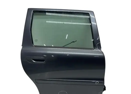 Volvo V70 Rear door