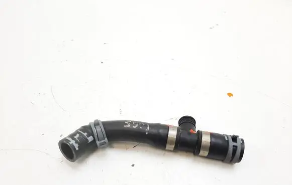 Engine coolant pipe/hose