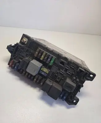 Mercedes-Benz E W211 Fuse module 2115453801