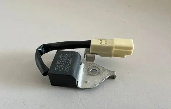 Toyota Avensis T250 Sensor 9008088002 90080 25020F