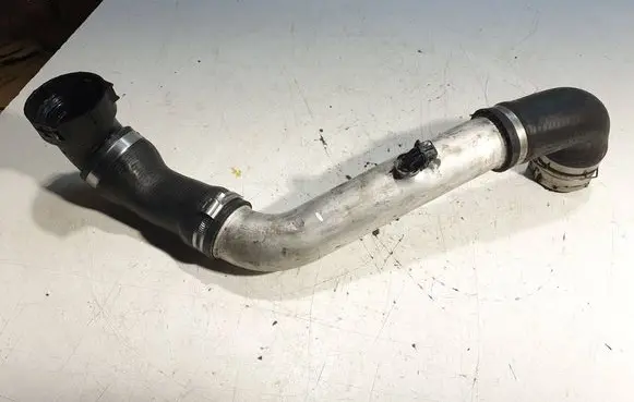 BMW 5 E60 E61 Intercooler hose/pipe 7793896
