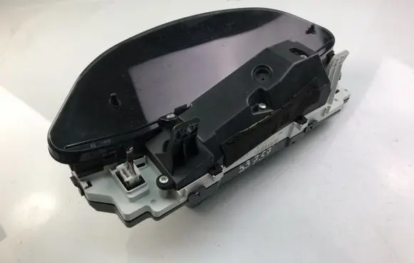 Toyota Yaris Speedometer (instrument cluster) 838000DK20