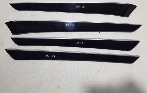 Mercedes-Benz E W212 Front door trim bar 2127208600GGT A2127208600 A2127208500