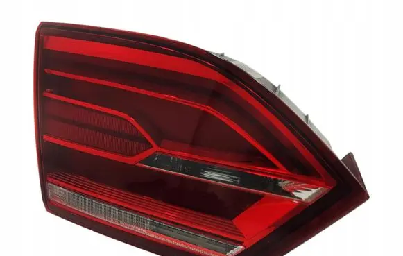 Volkswagen Jetta VI Tailgate rear/tail lights