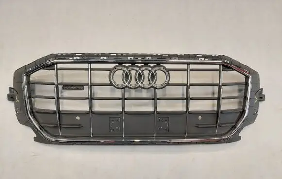 Audi Q8 Front bumper upper radiator grill 4M8853651C